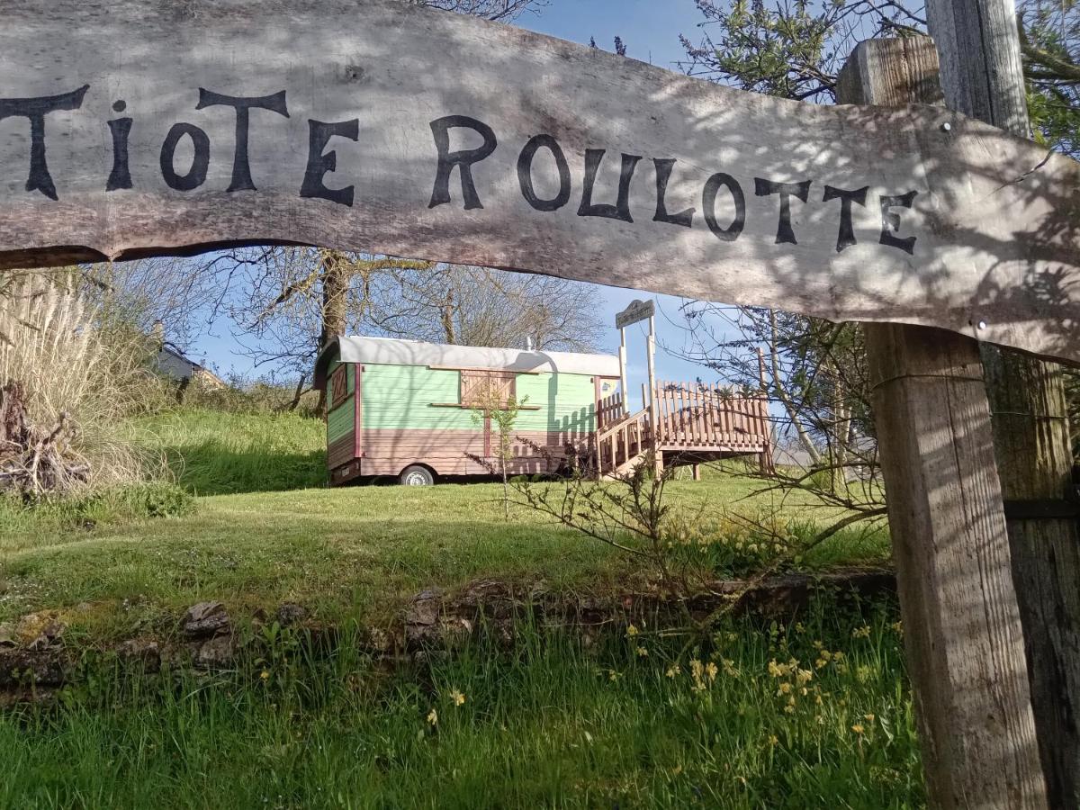Hotel La Tiote Roulotte à Marquigny Extérieur photo
